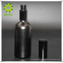 Bouteille de pompe de verre cosmétique noire de 100ml